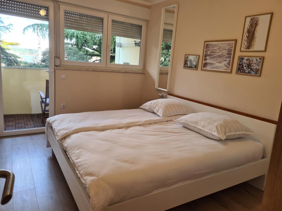 Apartman Monte Zaro Park Pula Exteriör bild