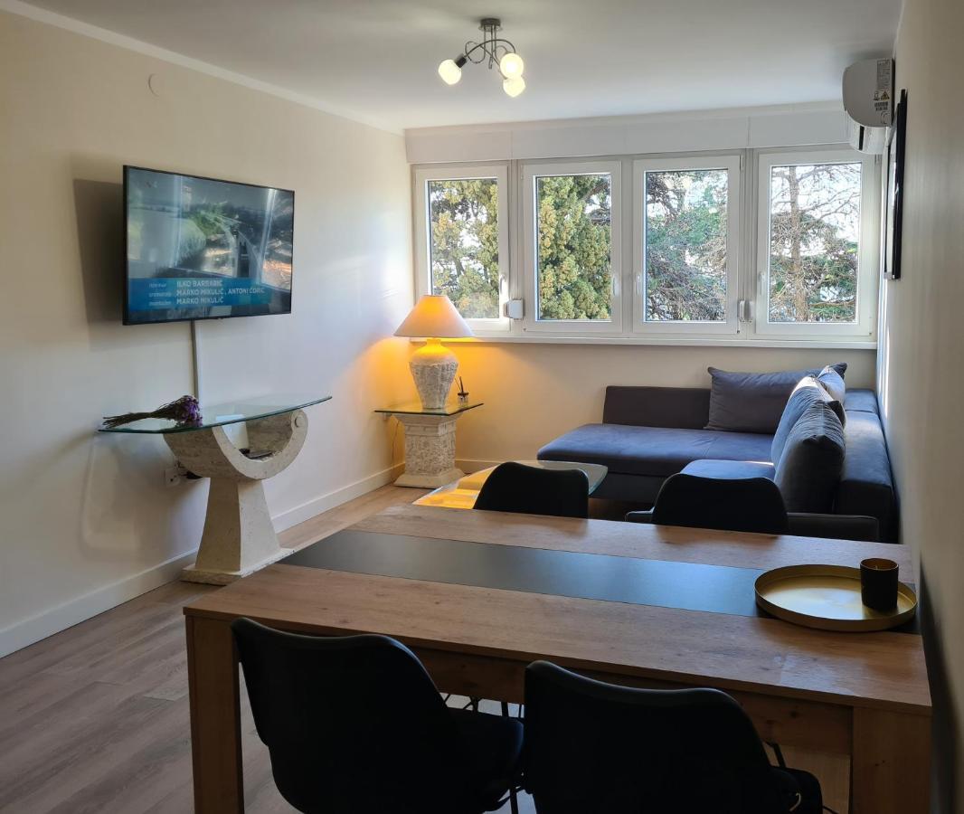 Apartman Monte Zaro Park Pula Exteriör bild